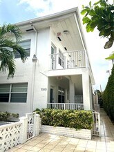 7510 Carlyle Ave in Miami Beach, FL - Building Photo - Building Photo