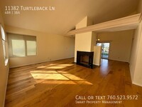 11382 Turtleback Ln in San Diego, CA - Foto de edificio - Building Photo