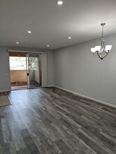 24003 Arroyo Park Dr in Santa Clarita, CA - Building Photo - Building Photo