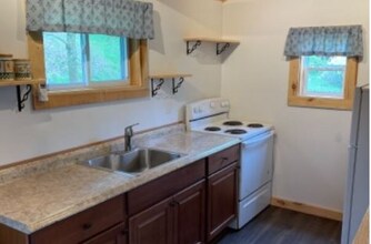 173 Christian Rd in Middlebury, CT - Foto de edificio - Building Photo