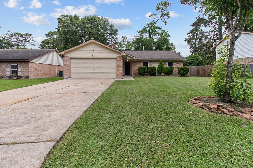 3319 Laurel Fork Dr in Houston, TX - Building Photo