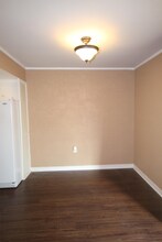 3706 E North St-Unit -1 in Greenville, SC - Foto de edificio - Building Photo