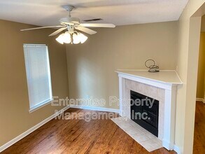 7162 Charlton Way in Cordova, TN - Building Photo - Building Photo