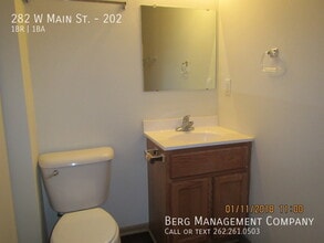 282 W Main St in Waukesha, WI - Building Photo - Building Photo
