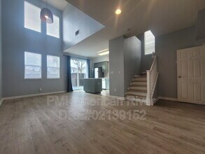 569 Loch Lomond Way in Fairfield, CA - Building Photo - Building Photo