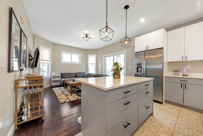 770 Columbia Rd, Unit 3T