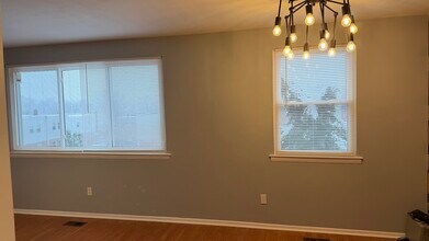 10923 Nandina Ct, Unit 2nd Floor in Philadelphia, PA - Foto de edificio - Building Photo