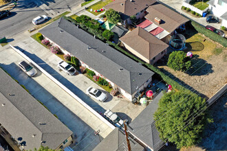 9101 Margaret St in Downey, CA - Building Photo - Building Photo