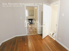 1008 Cranbrook St in Greensboro, NC - Building Photo - Building Photo