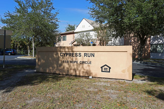 Cypress Run in Immokalee, FL - Foto de edificio - Building Photo