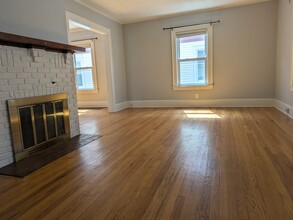 259 Forest Hill Dr in Syracuse, NY - Foto de edificio - Building Photo