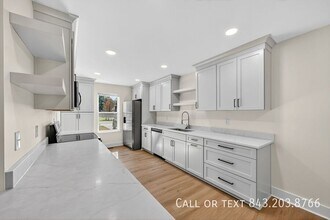 955 Godber St in Charleston, SC - Building Photo - Building Photo