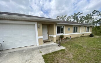 1167 Urmey Ln in North Port, FL - Building Photo - Building Photo