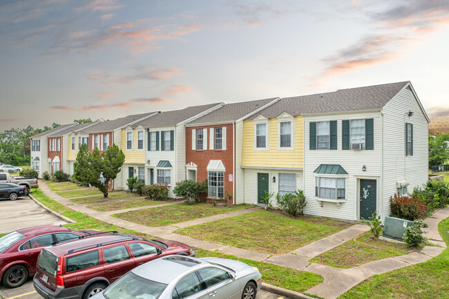 12910 Ashford Point Dr in Houston, TX - Building Photo - Building Photo