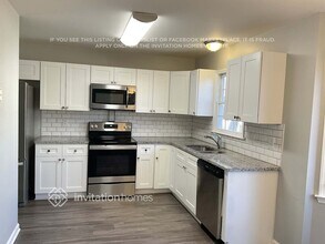 205 Crossfire Rd in Holly Springs, NC - Foto de edificio - Building Photo