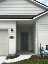 14700 Macadamia Ln in Jacksonville, FL - Foto de edificio - Building Photo