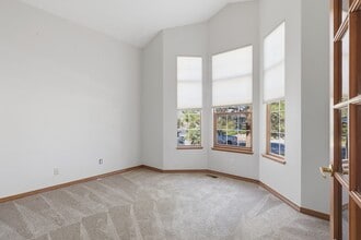 498 W Prestwick Way in Castle Rock, CO - Building Photo - Building Photo