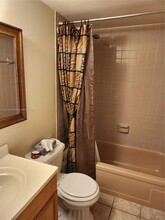 7321 NW 18th St in Margate, FL - Building Photo - Building Photo