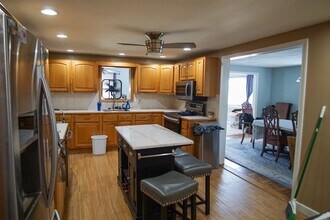 29 Garfield Ave in Woburn, MA - Building Photo - Building Photo