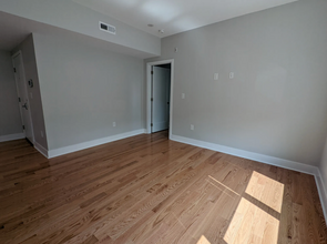 2426 W Thompson St in Philadelphia, PA - Building Photo - Building Photo