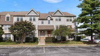 14226 Jib St, Unit 31 in Laurel, MD - Building Photo