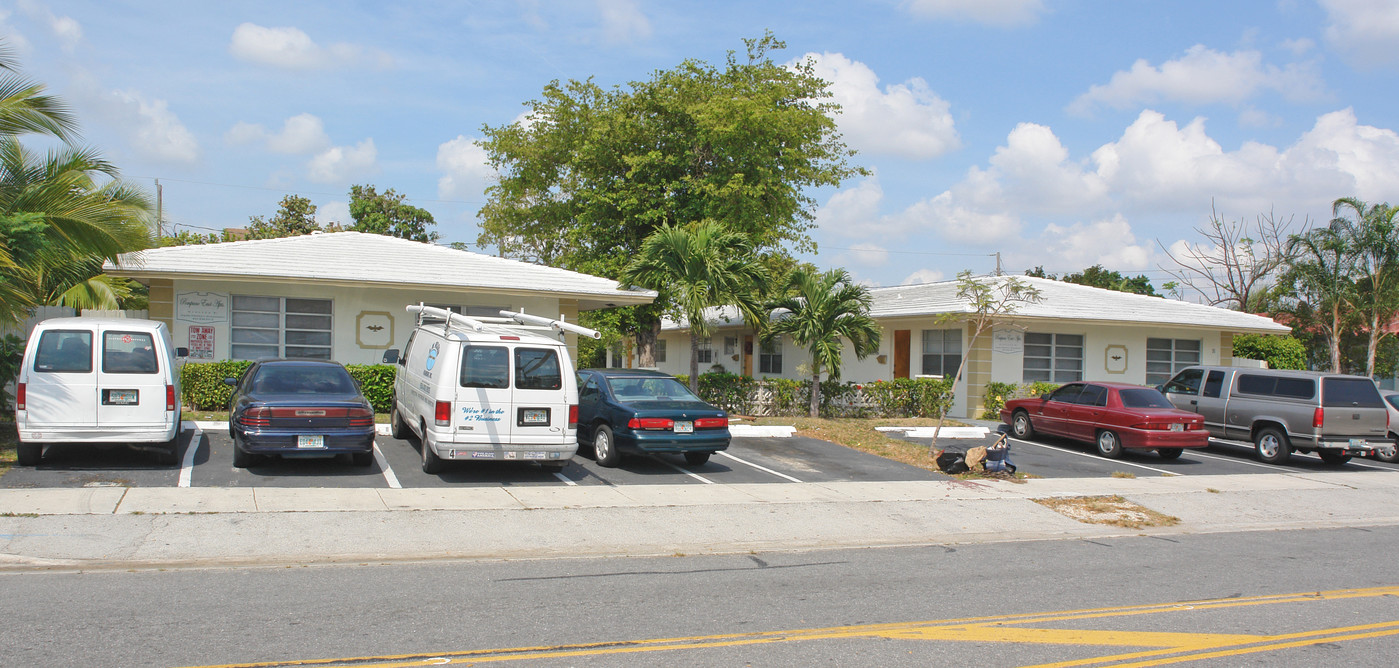 31 NE 20th Ave in Pompano Beach, FL - Foto de edificio