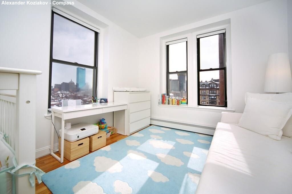 483 Beacon St, Unit 91 in Boston, MA - Building Photo