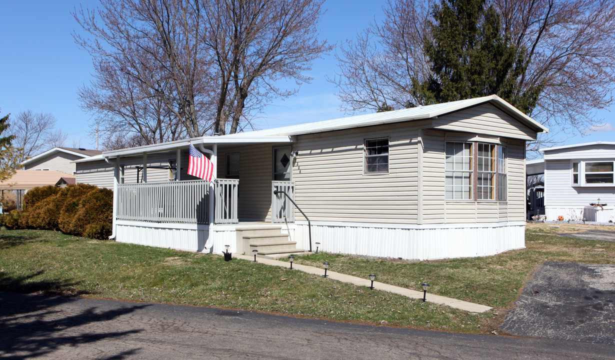 Hayden Heights in Dublin, OH - Building Photo