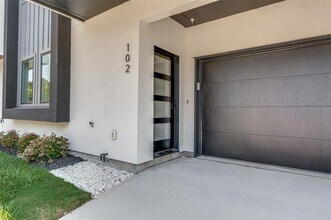 4401 Cabell Dr in Dallas, TX - Building Photo - Building Photo