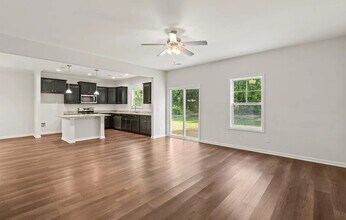 1081 Old Town Rd in Irmo, SC - Building Photo - Building Photo