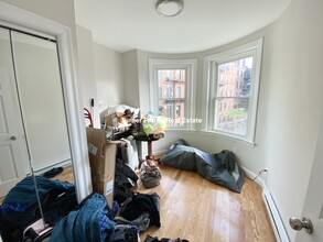 7 Warwick St, Unit 2 in Boston, MA - Building Photo - Building Photo