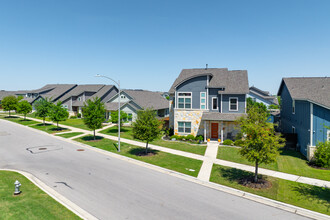 Goodnight Ranch-Townhomes in Austin, TX - Building Photo - Building Photo