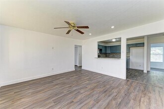 818 Padgett Ave in Sarasota, FL - Building Photo - Building Photo