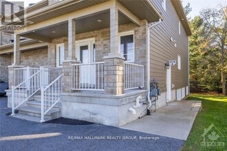 1174 RUSSELL Rd in Russell, ON - Building Photo - Building Photo