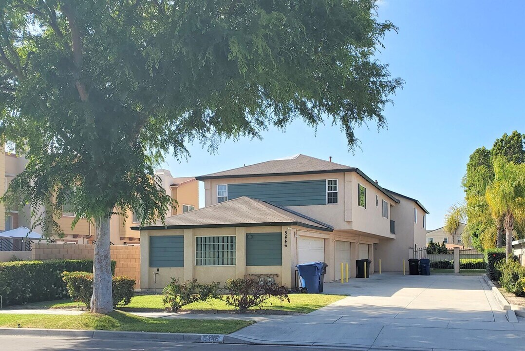 5446 Bishop St in Cypress, CA - Building Photo