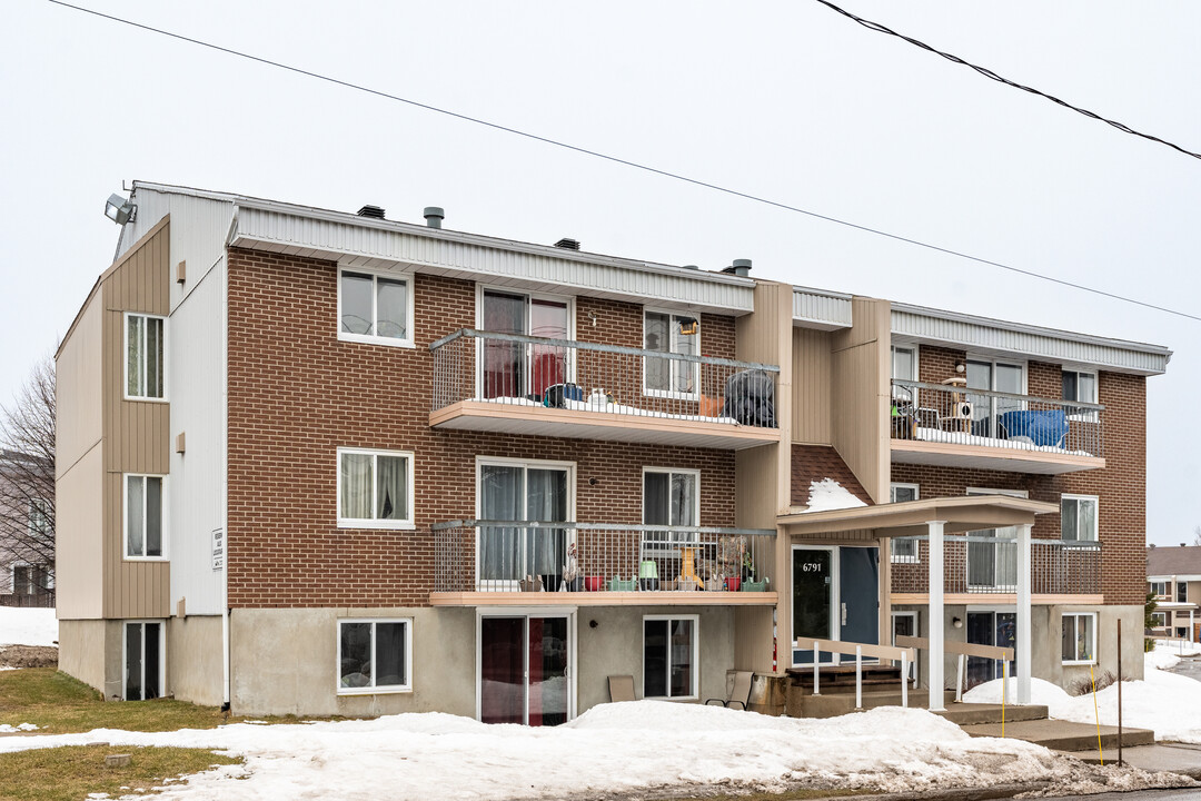 6791 Saint-Georges St in Lévis, QC - Building Photo