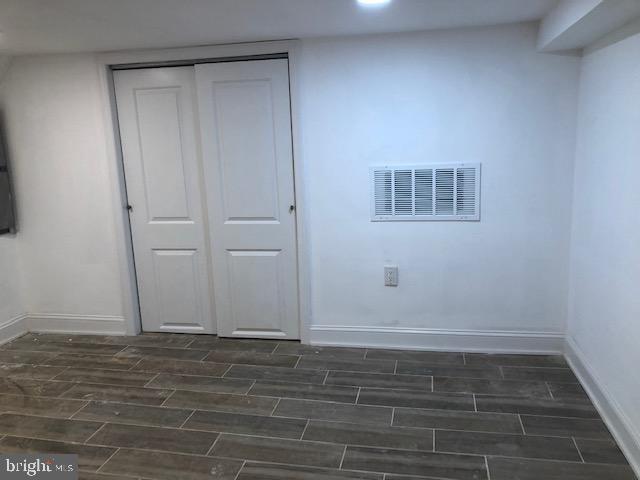 421 W Grange Ave photo'