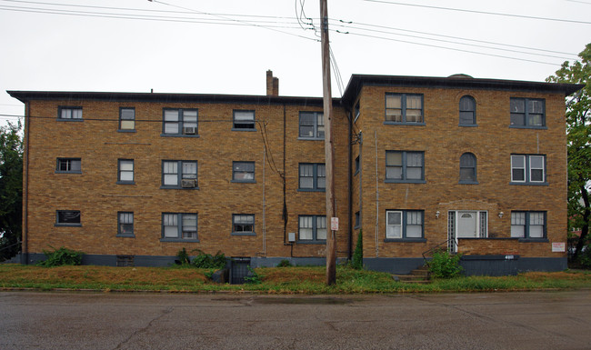 2620 Norwood Ave in Cincinnati, OH - Building Photo - Building Photo