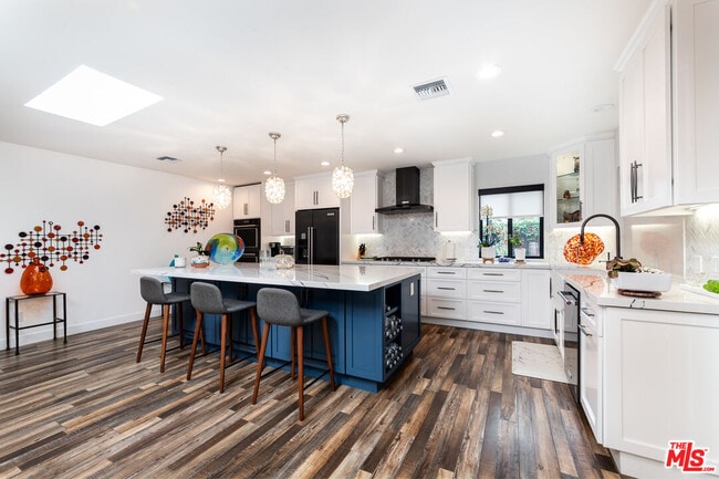 1865 El Monte Dr in Thousand Oaks, CA - Building Photo - Building Photo