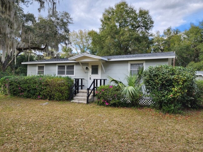 3310 NW 42nd Ave in Gainesville, FL - Building Photo - Building Photo