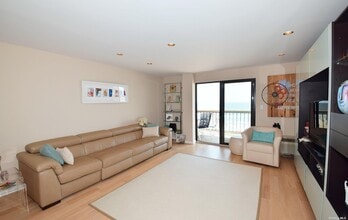 360 Shore Rd in Long Beach, NY - Building Photo - Building Photo