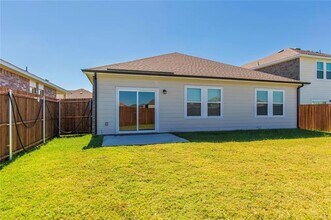 5508 Brownstone Ln in Crowley, TX - Building Photo - Building Photo