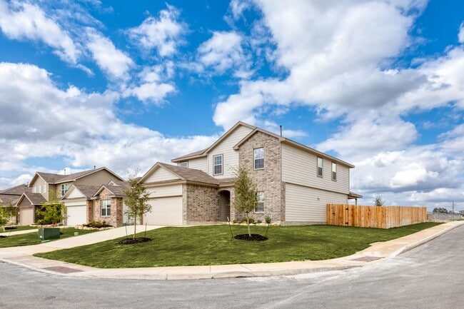 5035 Punch Shot in San Antonio, TX - Foto de edificio - Building Photo