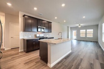 511 Ezra Ln in McKinney, TX - Building Photo - Building Photo