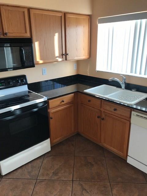 207 Abigail Rd in Plant City, FL - Building Photo - Building Photo