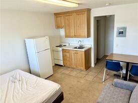 1675 S State St in Orem, UT - Building Photo
