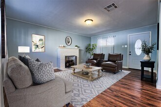 5907 Nancy Ann St in Houston, TX - Building Photo - Building Photo