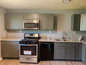 26722 Cypresswood Dr in Spring, TX - Building Photo - Building Photo