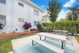 1351 Euclid Ave in Miami Beach, FL - Building Photo - Primary Photo