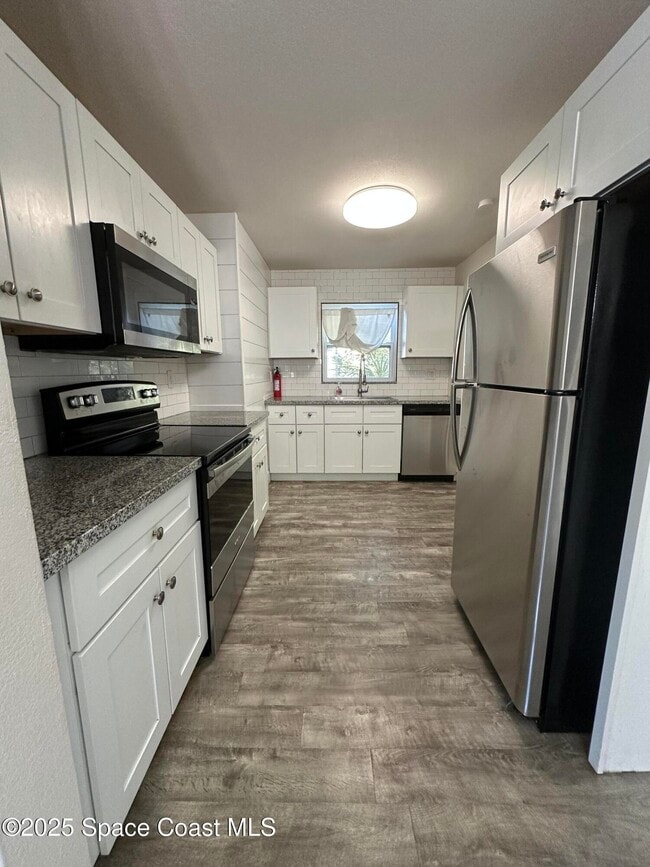 1130 Delmonte St in Merritt Island, FL - Building Photo - Building Photo